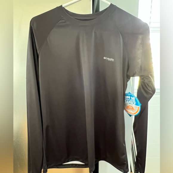 Columbia Tops - NWT ladies Columbia shirt